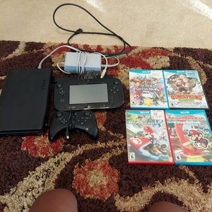 Wii U 32gb Console Pro Controller And Four Games